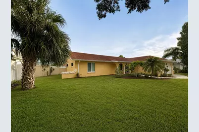 6007 9th Ave W, Bradenton, FL 34209 - Photo 1