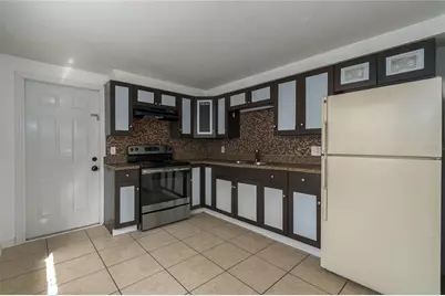 1324 59th Avenue E, Bradenton, FL 34203 - Photo 6