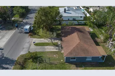 1324 59th Avenue E, Bradenton, FL 34203 - Photo 32