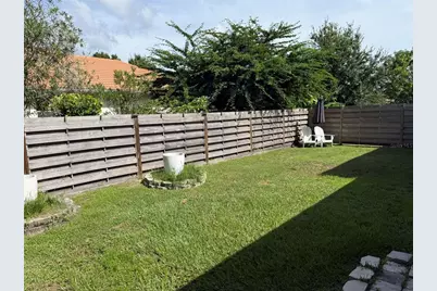 4951 Sawyer Road, Sarasota, FL 34233 - Photo 28