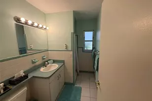 4951 Sawyer Rd, Sarasota, FL 34233 - Photo 16
