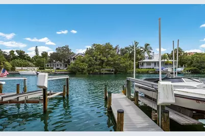 870 Hudson Avenue #870, Sarasota, FL 34236 - Photo 6