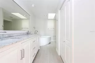 870 Hudson Ave, Sarasota, FL 34236 - Photo 10