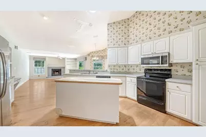 4481 Oak View Drive, Sarasota, FL 34232 - Photo 18