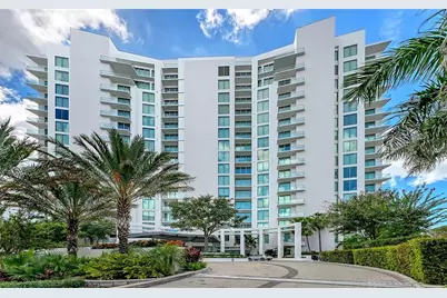 401 Quay Commons #805, Sarasota, FL 34236 - Photo 2