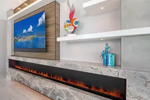 401 Quay Commons, Sarasota, FL 34236 - Photo 16