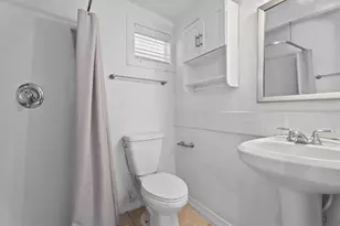 4225 Swift Rd, Sarasota, FL 34231 - Photo 20