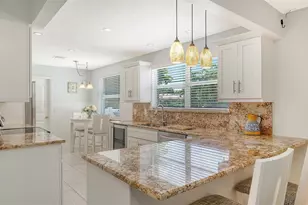 516 Spoonbill Way, Sarasota, FL 34236 - Photo 18
