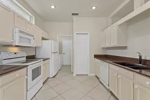 4350 Beekman Pl, Sarasota, FL 34235 - Photo 24