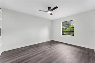 5014 Barrington Cir, Sarasota, FL 34234 - Photo 16