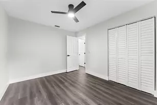 5014 Barrington Cir, Sarasota, FL 34234 - Photo 22