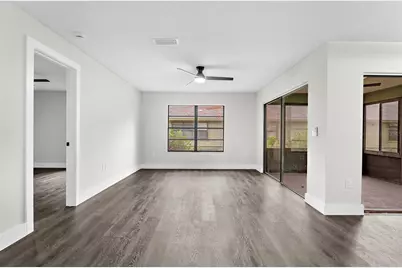 5014 Barrington Circle #2102, Sarasota, FL 34234 - Photo 6