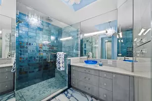 415 L Ambiance Dr, Longboat Key, FL 34228 - Photo 18