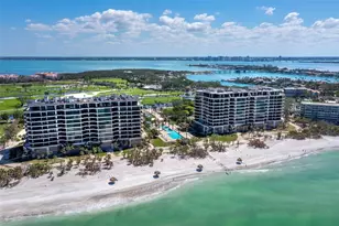 415 L Ambiance Dr, Longboat Key, FL 34228 - Photo 46