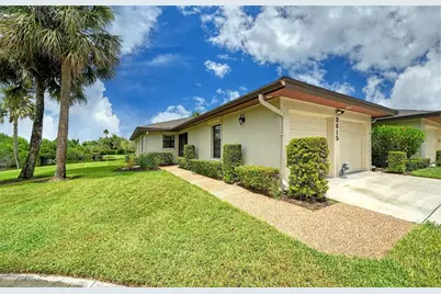 3615 Muirfield Drive #3D, Sarasota, FL 34238 - Photo 2
