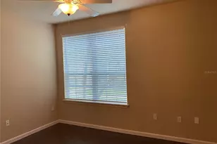 5550 Rosehill Rd, Sarasota, FL 34233 - Photo 6