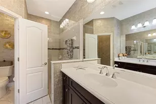 6423 Positano Ct, Sarasota, FL 34243 - Photo 28
