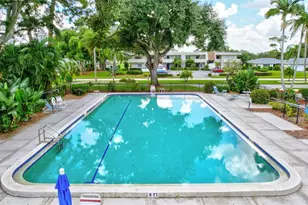 7461 W Country Club Dr N, Sarasota, FL 34243 - Photo 54
