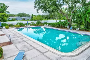 7461 W Country Club Dr N, Sarasota, FL 34243 - Photo 52