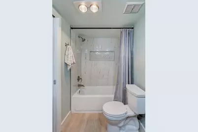 7461 W Country Club Drive N #408, Sarasota, FL 34243 - Photo 38