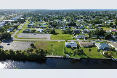 838 Spring Lake Boulevard, Port Charlotte, FL 33952 - Photo 4