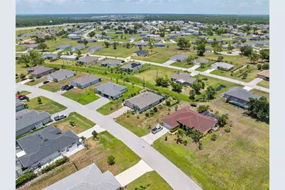 25266 Estrada Circle, Punta Gorda, FL 33955 - Photo 38