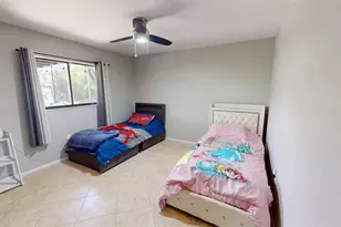 2461 Gold Oak Ct E, Sarasota, FL 34232 - Photo 20