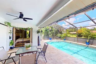 2461 Gold Oak Ct E, Sarasota, FL 34232 - Photo 28