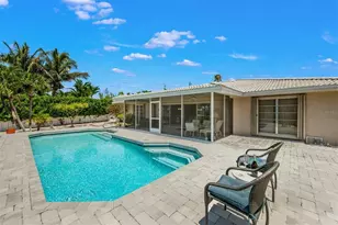 614 Gladstone Ln, Bradenton Beach, FL 34217 - Photo 10