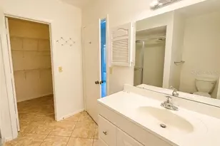 5731 Westwind Ln, Sarasota, FL 34231 - Photo 14
