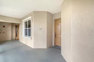 5122 Manorwood Dr, Sarasota, FL 34235 - Photo 4