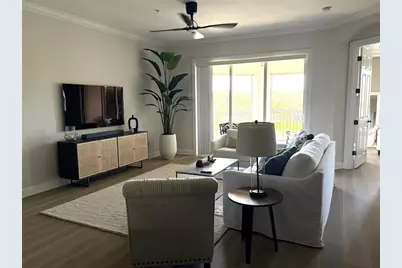 5122 Manorwood Drive #4B, Sarasota, FL 34235 - Photo 8