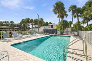 7294 Cloister Dr, Sarasota, FL 34231 - Photo 28