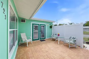 723 S Brink Ave, Sarasota, FL 34237 - Photo 4