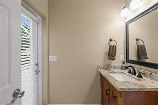 1772 Pinyon Pine Dr, Sarasota, FL 34240 - Photo 18