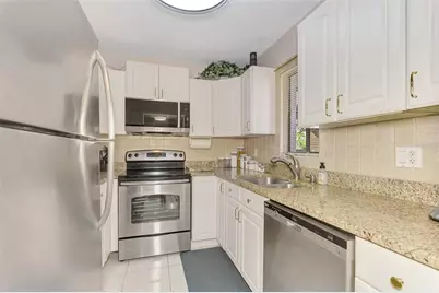 1630 Stickney Point Road #30-101, Sarasota, FL 34231 - Photo 6
