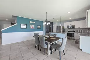 1007 Golden Shiner Ave, Ruskin, FL 33570 - Photo 14