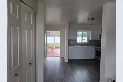 5420 Starwood Place, Sarasota, FL 34232 - Photo 10