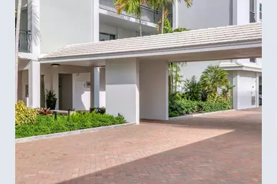 226 Golden Gate Point #44, Sarasota, FL 34236 - Photo 18