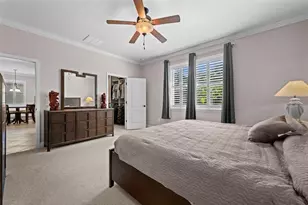 8212 36th St E, Sarasota, FL 34243 - Photo 20