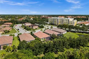 8212 36th St E, Sarasota, FL 34243 - Photo 42