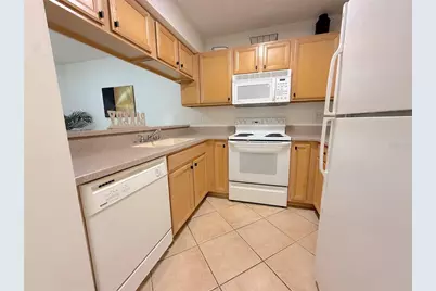 626 Bird Bay Drive S #110, Venice, FL 34285 - Photo 6