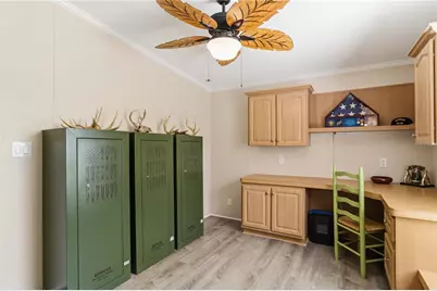 8429 Castle Garden Road, Palmetto, FL 34221 - Photo 22