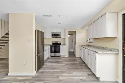 2004 Wood Hollow Place, Sarasota, FL 34235 - Photo 12