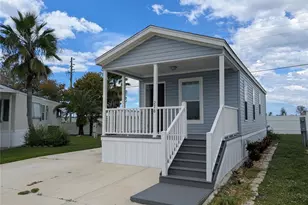 10354 Smooth Water Dr, Hudson, FL 34667 - Photo 32
