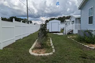 10354 Smooth Water Dr, Hudson, FL 34667 - Photo 22