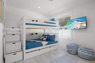 607 37th St W, Bradenton, FL 34205 - Photo 22