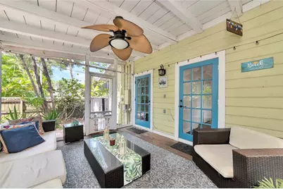 1712 Siesta Drive, Sarasota, FL 34239 - Photo 14