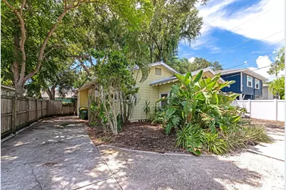 1712 Siesta Drive, Sarasota, FL 34239 - Photo 20