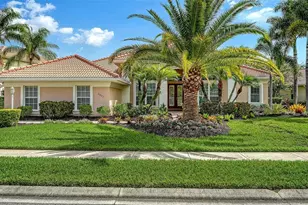 6607 The Masters Ave, Lakewood Ranch, FL 34202 - Photo 4